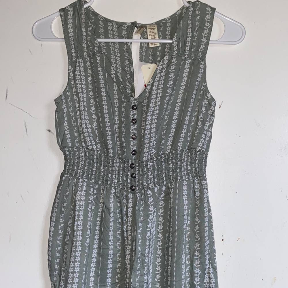 Jumpsuit - Picture 2 of 4